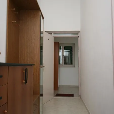 Apartman By The Sea Turanj, Biograd - 6445 *