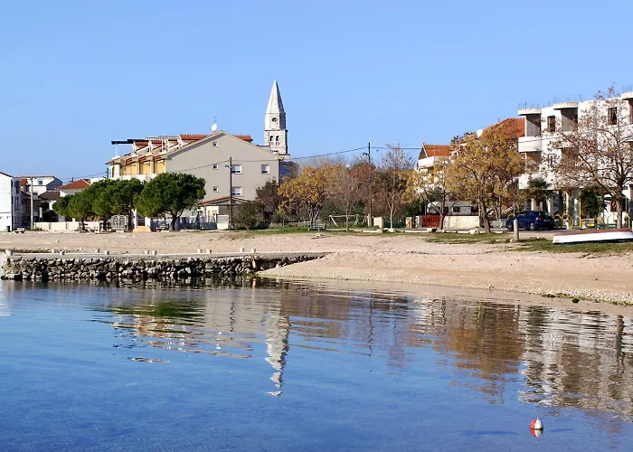 Apartment By The Sea Turanj, Biograd - 6445 *