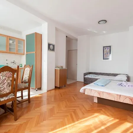 By The Sea Turanj, Biograd - 6445 아파트 *